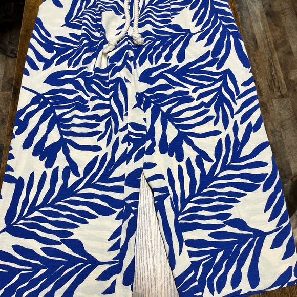 Rachel Zoe Dresses & Skirts - Rachel Zoe Blue and White Tropical Wide Leg Crop Pants XL